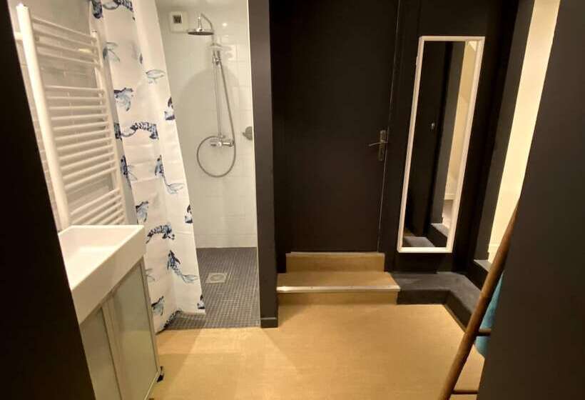 פנסיון Au 10 Bed & Breakfast