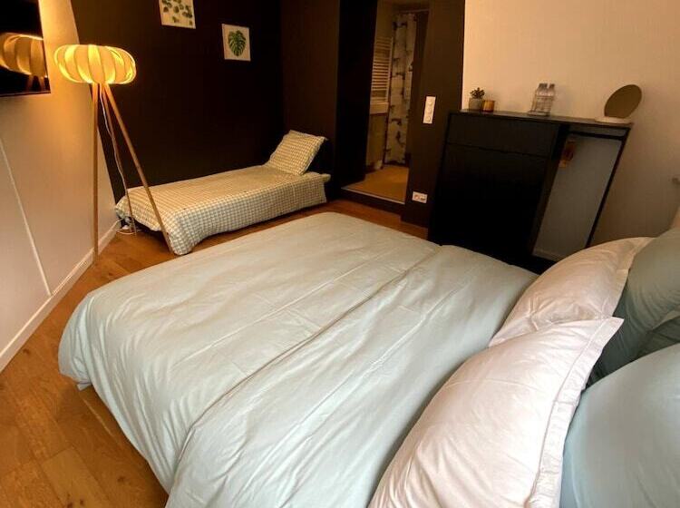 פנסיון Au 10 Bed & Breakfast