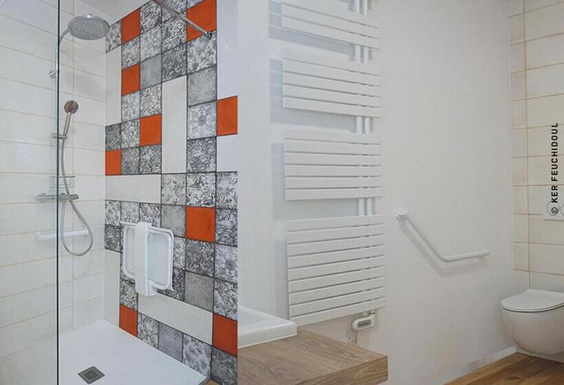 膳宿费 Ker Feuchidoul