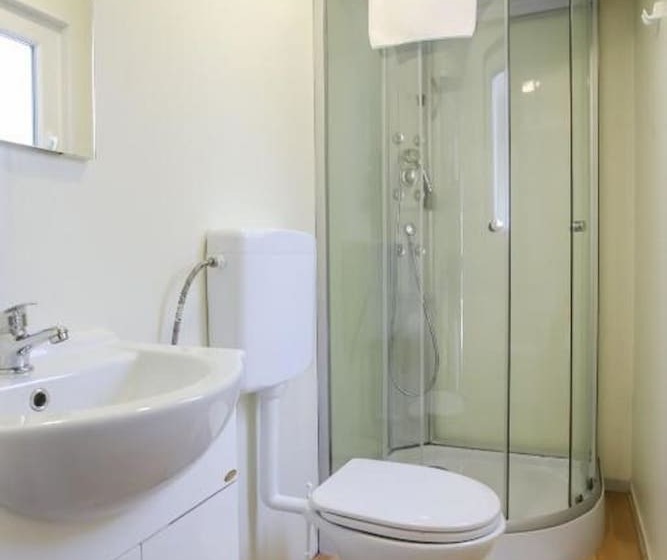 منتجع Mediteran Travel Mobile Homes Basko Polje