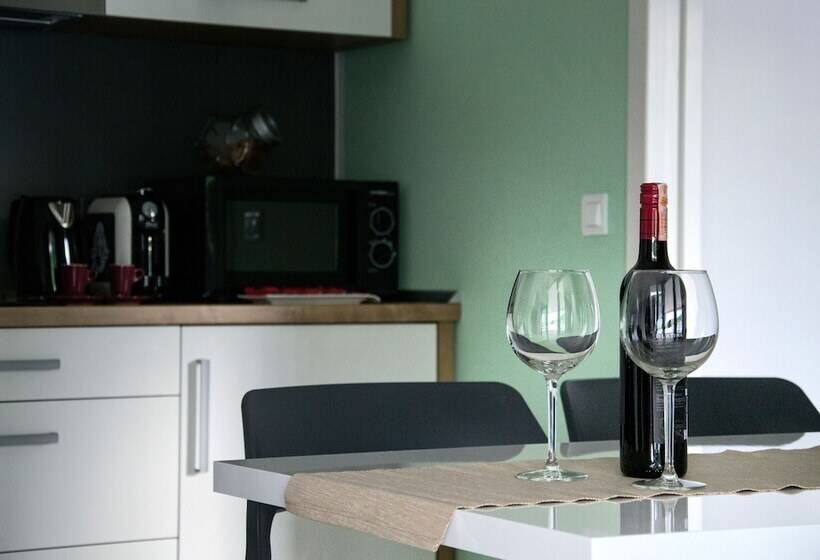 فندق Mobile Homes Camping Plitvice