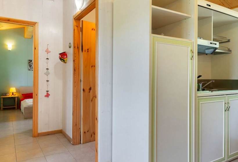 Captivating Cottage In San Ginesio With Swimming Pool