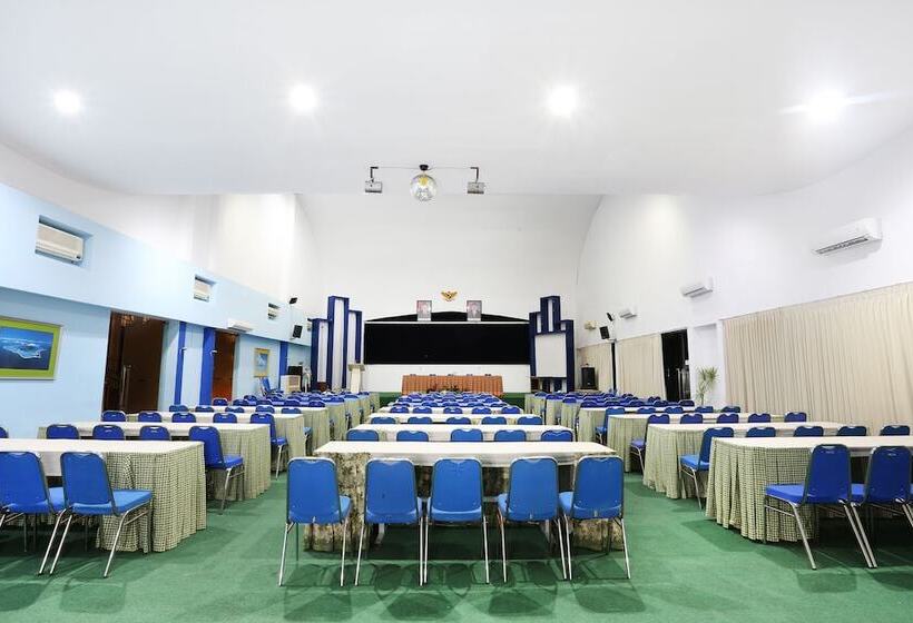 ホテル Tanjung Kodok Beach Resort
