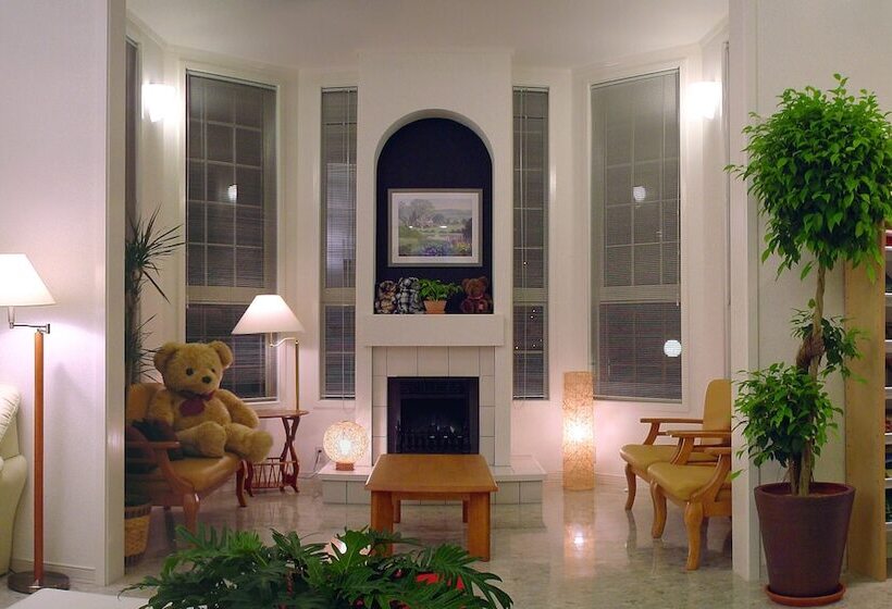 Мотель Family Lodge Hatagoya Kobuchisawa