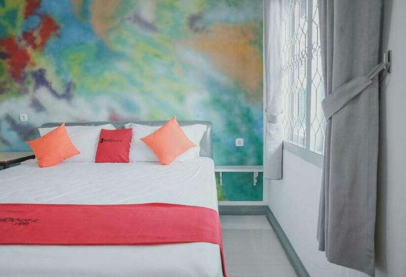 پانسیون Reddoorz @ Beringin Jambi