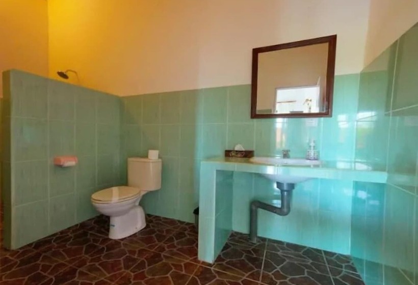 بنسيون Warung Ary & Home Stay