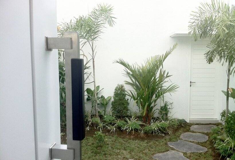 리조트 Villa Sari Agung