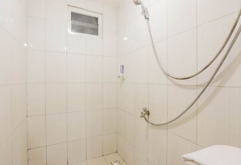 هتل Oyo 2103 Lauv Room 2 Grand Centerpoint