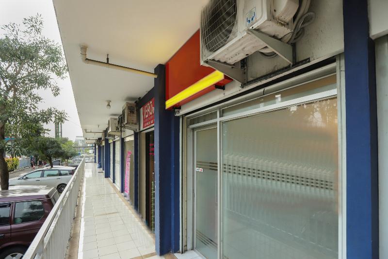 هتل Oyo 2103 Lauv Room 2 Grand Centerpoint