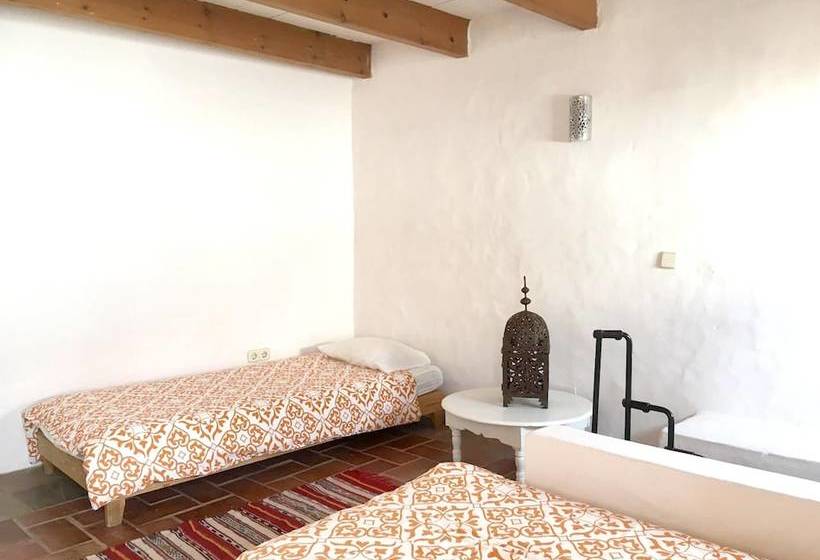 House With 3 Bedrooms In Tarifa, With Wonderful City View, Furnished Terrace And Wifi  500 M From Th
