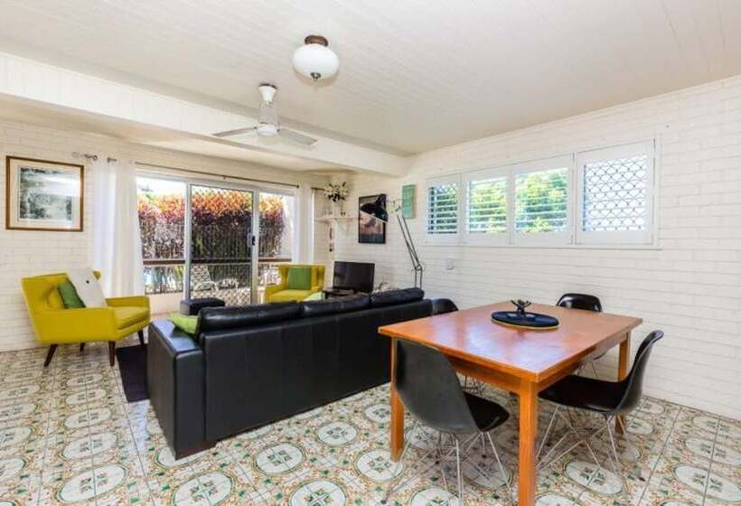 Lyrona   3/35 Avocet Parade