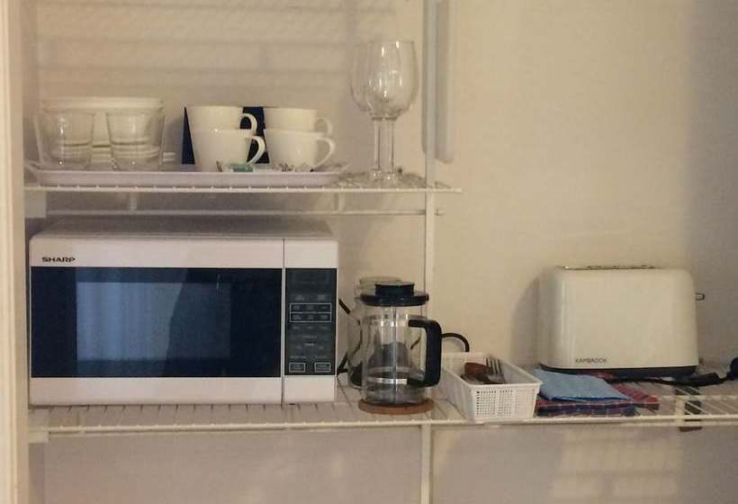 بنسيون Howie S Place Noosa