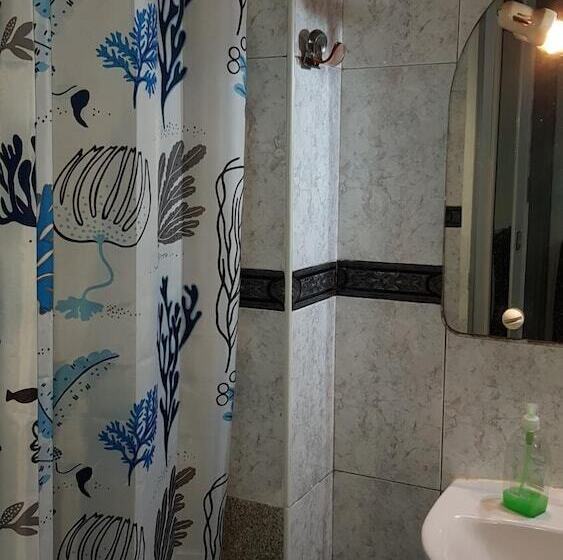 بنسيون Low Cost Rooms Las Llaves 4