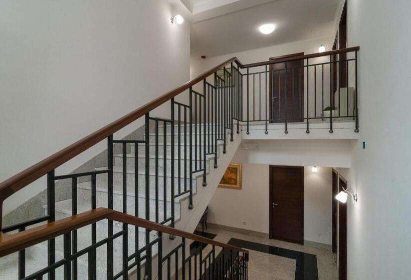 Пансион Luxury Rooms Near The Beach