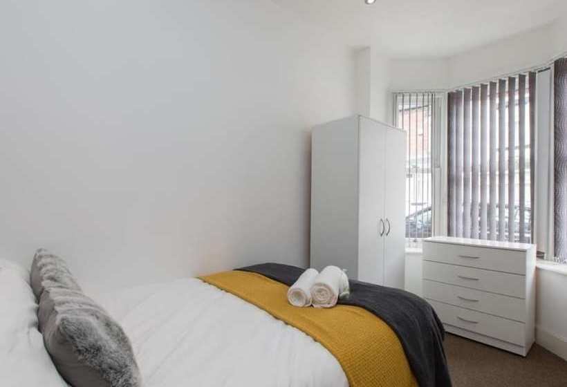 بنسيون Townhouse @ Balfour St