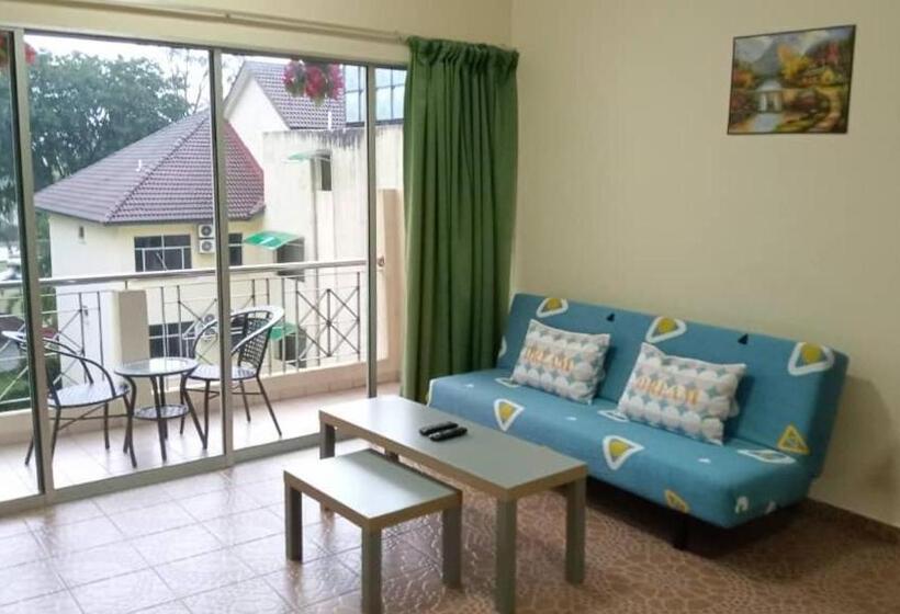 هتل Apartment Teluk Batik