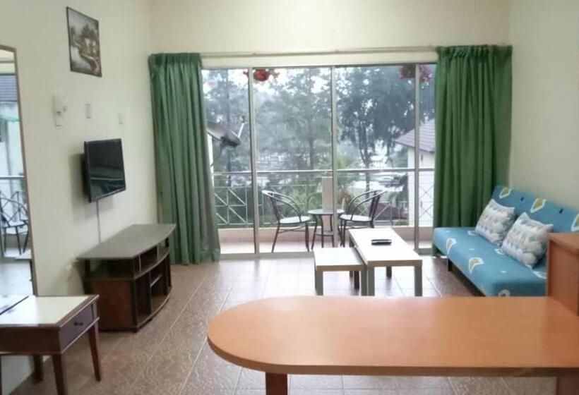 هتل Apartment Teluk Batik