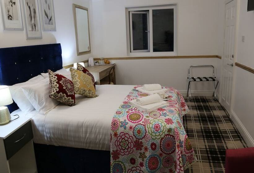 בית מלון כפרי Atz&h Inn