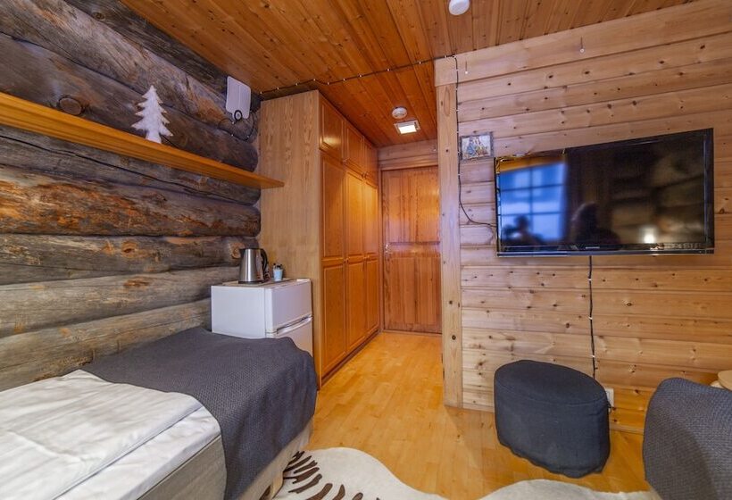 هتل Kuukkeli Log Houses Teerenpesä