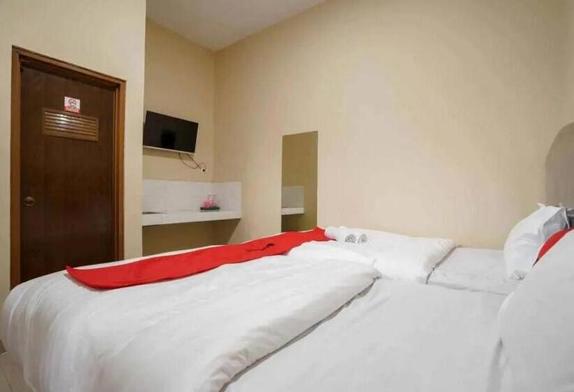 בית מלון כפרי Reddoorz Near Ubl Lampung 2