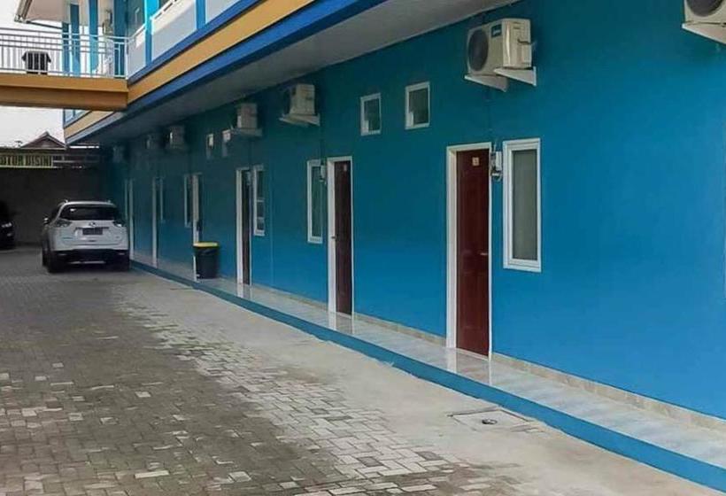 Отель Koolkost Syariah Near Ubl Lampung