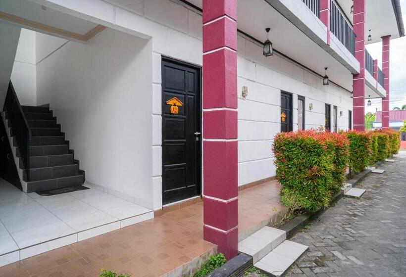 فندق Reddoorz @ Wisma Pangrango