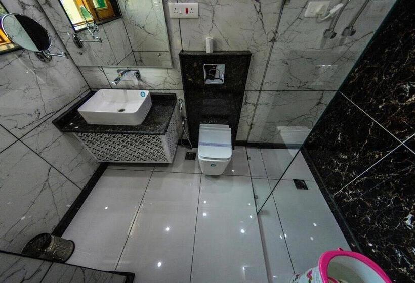 בית מלון כפרי Royal Milad