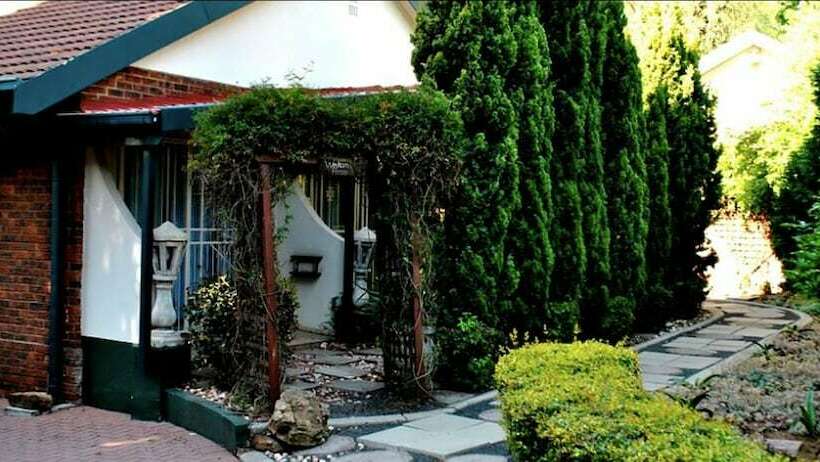 פנסיון Nmb Guest House