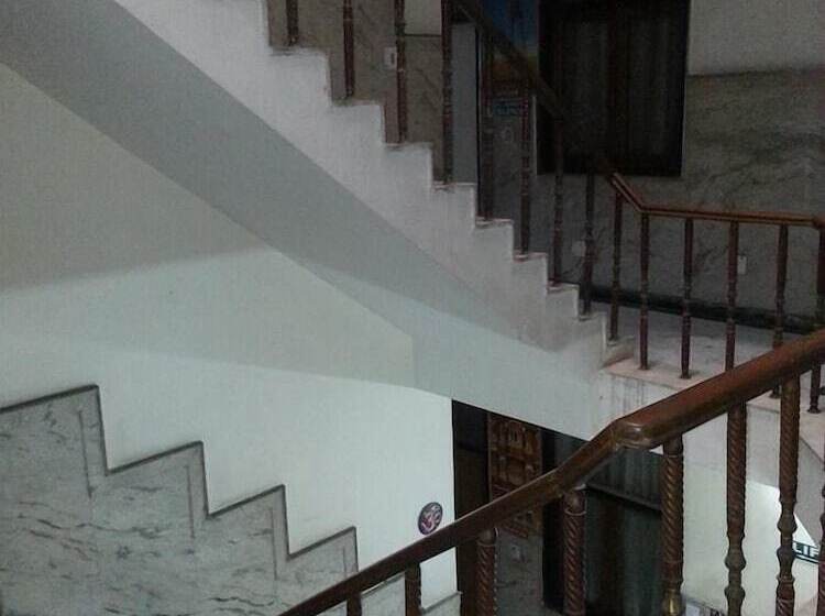 פנסיון Prince Palace