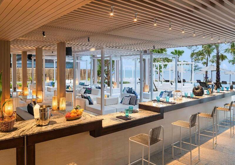 هتل Pullman Khao Lak Resort