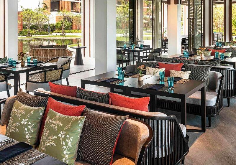هتل Pullman Khao Lak Resort
