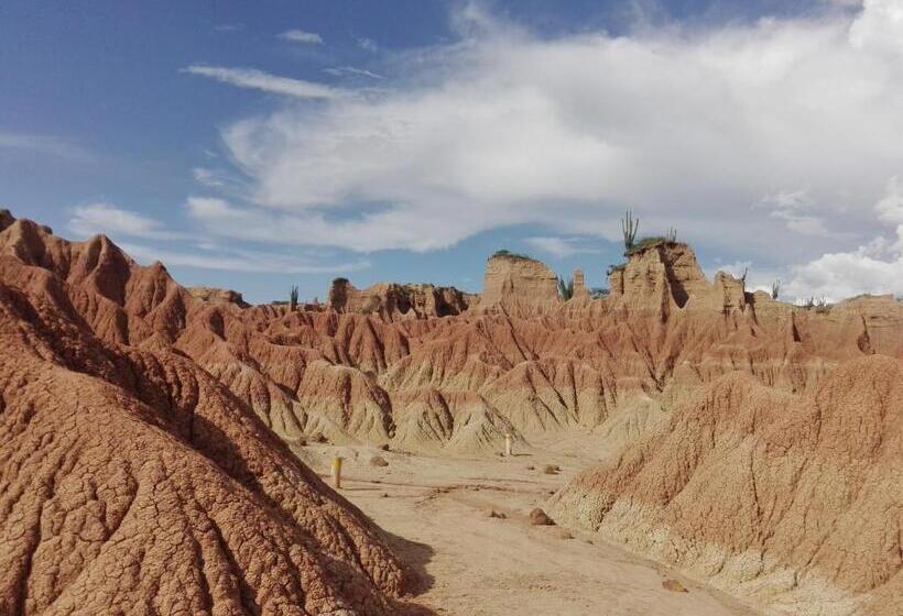 هتل Tatacoa Star Eco