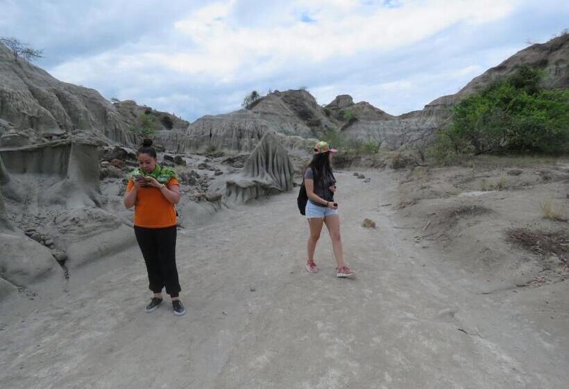 هتل Tatacoa Star Eco