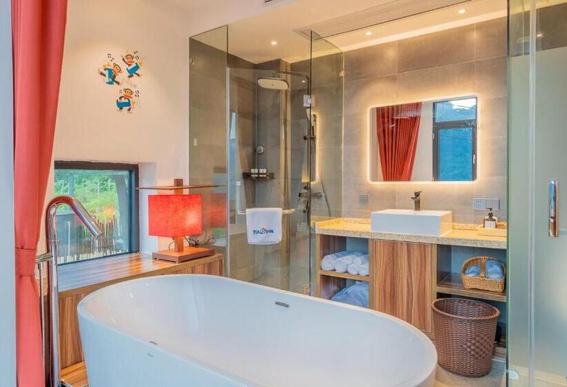 بنسيون Enshi Grand Canyon Yutan Muyun Guesthouse