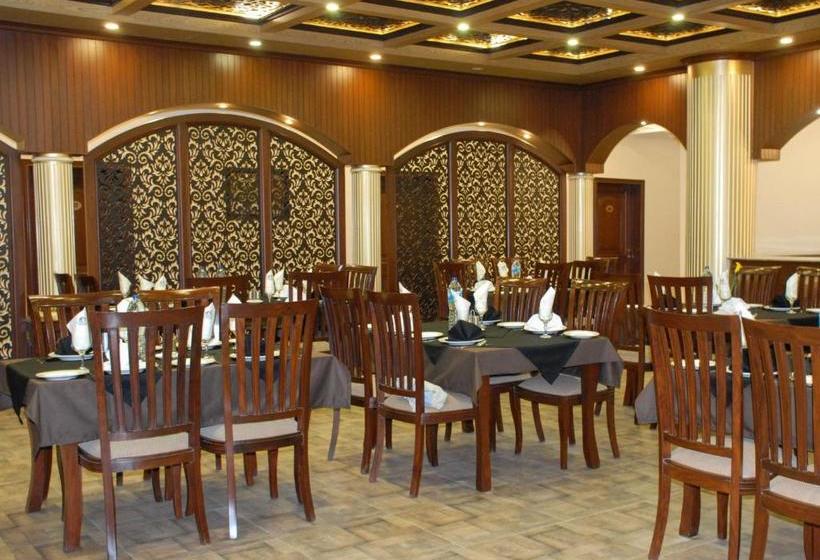 Otel De Raj Sialkot