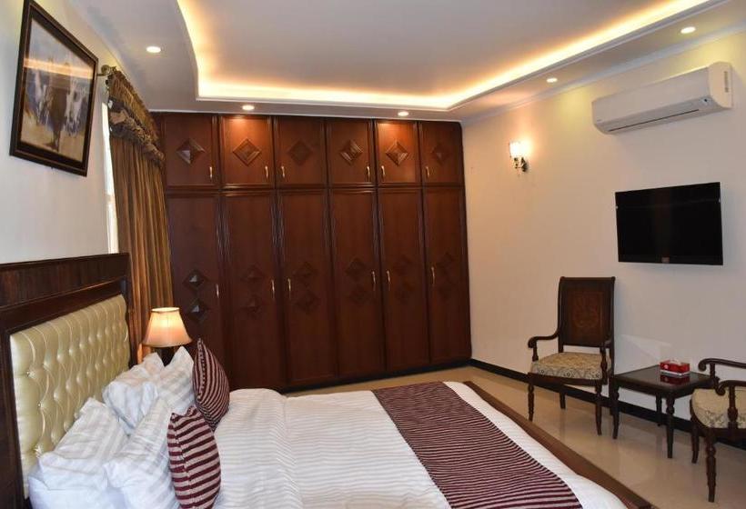 Otel De Raj Sialkot