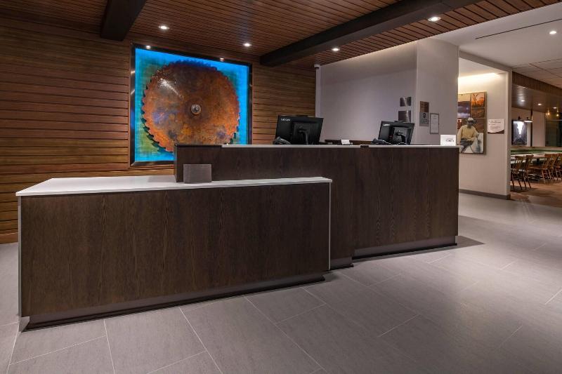 فندق Fairfield Inn & Suites By Marriott Klamath Falls