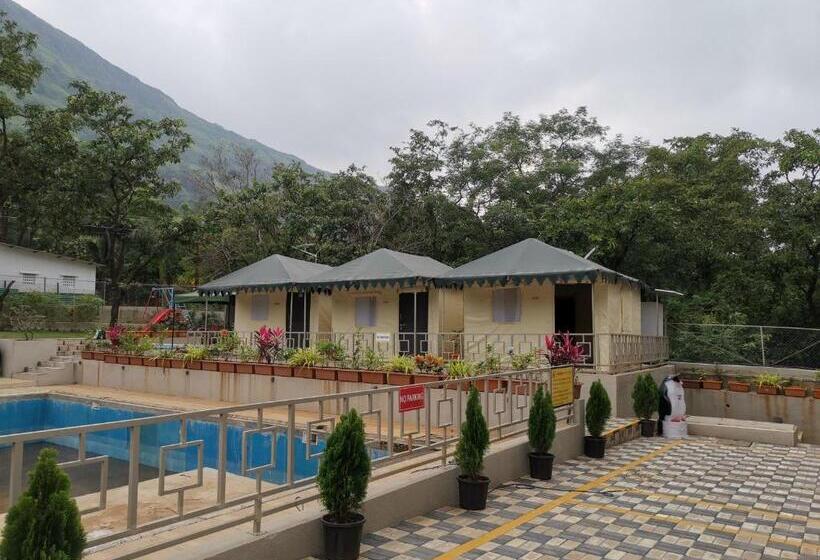 호텔 Indradhanush Hill Resort