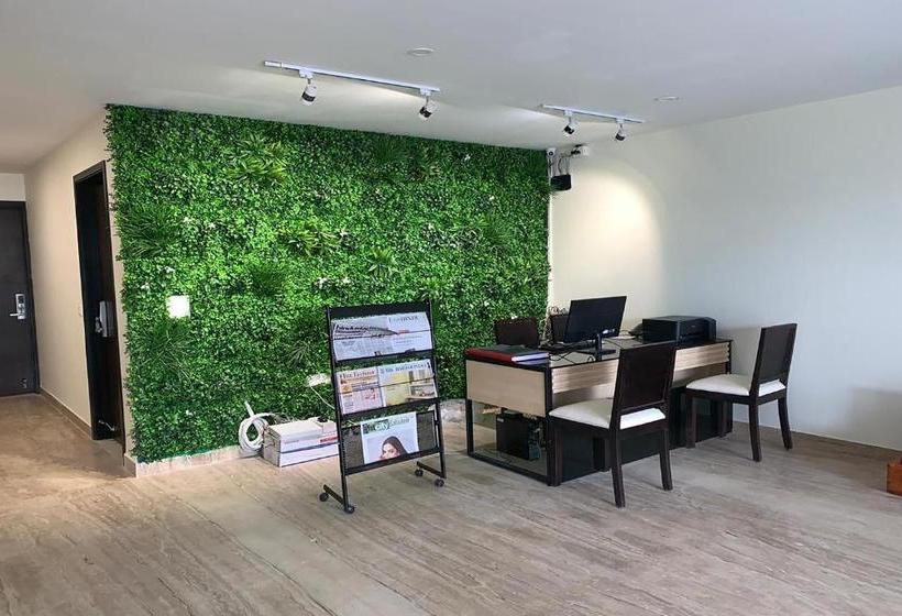 בית מלון כפרי Oyo Flagship 75411  Star