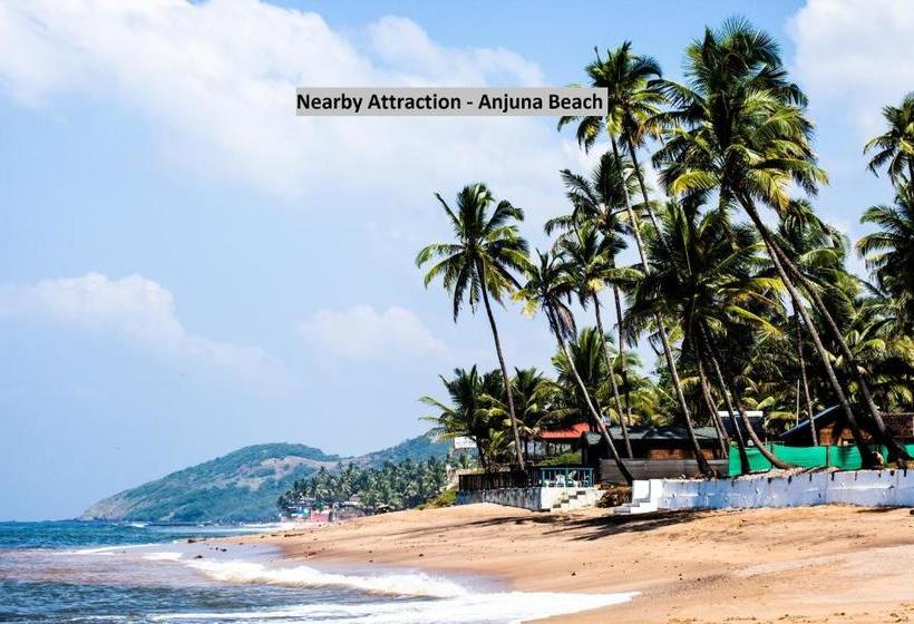 Отель Oyo Flagship 75951 Spacious Studios Anjuna Beach