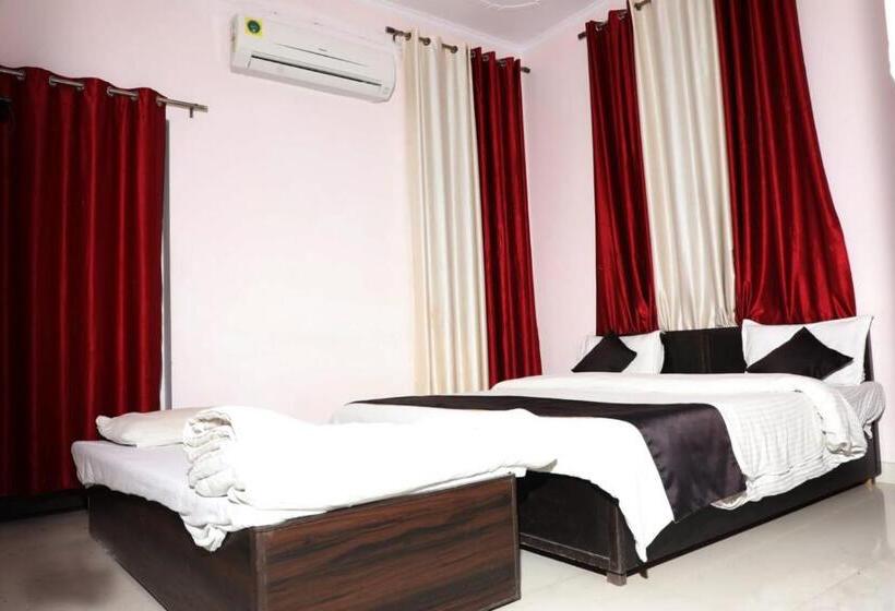 فندق The Forest View Resort