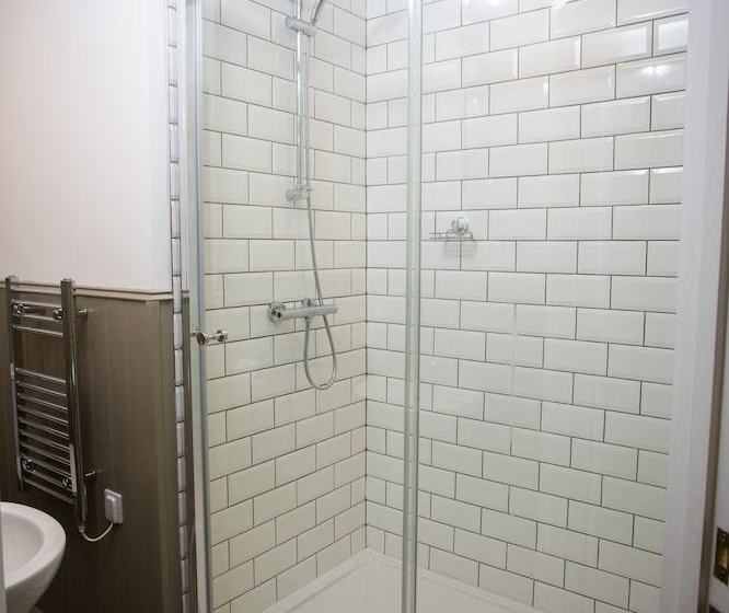 בית מלון כפרי The George Inn