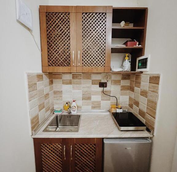 پانسیون At Pikotiko S   Korca City Rooms For Rent