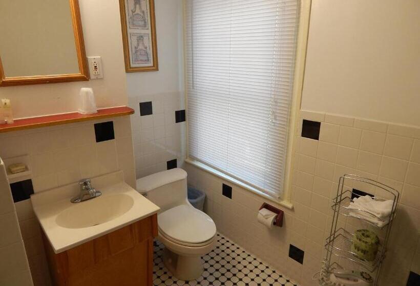 فندق A Friendly Inn At Harvard