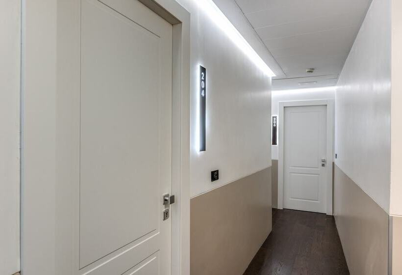 ホテル Albergo Abruzzi