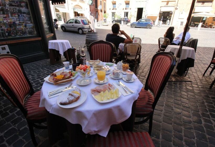 ホテル Albergo Abruzzi