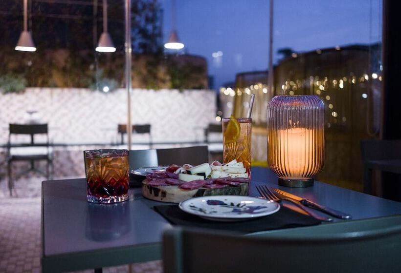 هتل Condominio Monti Boutique