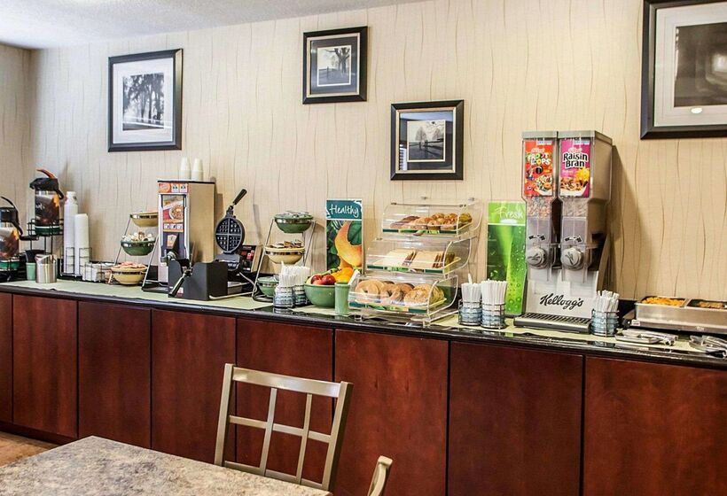 هتل Quality Inn & Suites Davenport Near I 80