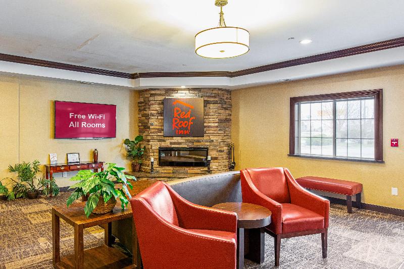 هتل Red Roof Inn & Suites Omaha  Council Bluffs