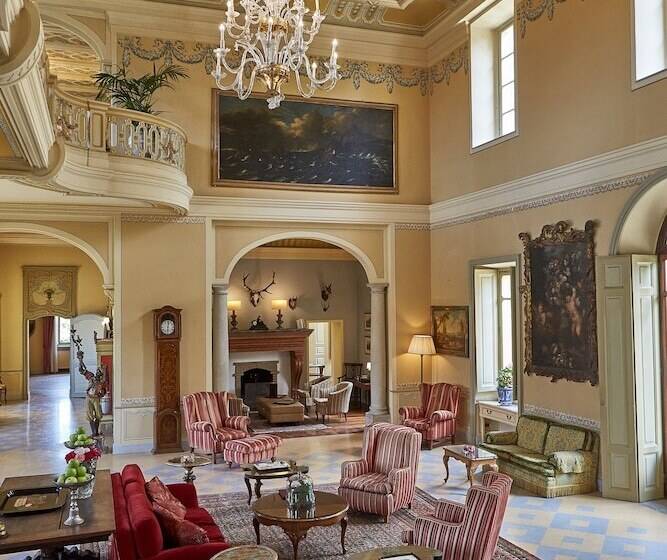 هتل Sina Villa Matilde